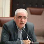 ادامه عملیات آسفالت‌ریزی در معابر اصلی محله ۳۴ منظریه شهرکرد