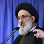 اگر داخل کشور کسی خواسته‌های دشمن را در مصاحبه یا کلیپ بیان کند، پیاده‌نظام دشمن است