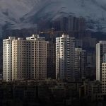خانه‌های بی‌مشتری، تیترهای پرفروش: بازار مسکن در گرداب پساجنگ