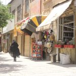 کاشی‌ها‌ و فرم سقف این دکان 200ساله در شیراز دل همه را می‌برد