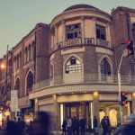 این تصویر از خیابان لاله‌زار را هر چه سریع‌تر به دست شهردار برسانید