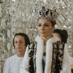 سماور و استکان کمر باریک؛ دکوراسیون سنتی فرح در آسمان‌ها