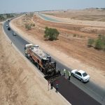 بهسازی و روکش آسفالت ۴۰۰ کیلومتر از راه‌های شریانی خوزستان در ۸ ماه نخست سال