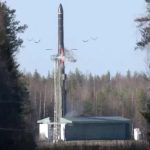 روسیه: احتمال دارد آمریکا آزمایش‌های هسته‌ای را از سر بگیرد؛ باید برای چنین پیشرفتی آمادگی داشته باشیم/ آنچه ممکن است از این تصمیم واشنگتن ناشی شود، هنوز نامشخص است