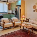 خانه مینا و حسین؛ تازه عروسی که دکوراسیونش در حد مداد رنگی است