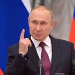 پوتین: می‌خواهیم مناقشه در اوکراین را از راه‌های مسالمت‌آمیز پایان دهیم / نیرو‌های ما بیش از ۵۰ درصد شهر کراسنوآرمِیسک را تحت کنترل درآورده‌اند و با سرعت به سوی زاپاروژیا پیشروی می‌کنند؛ دشمن در همه محور‌ها در حال عقب‌نشینی است