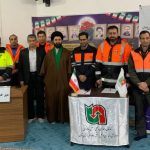 حضور راهداران شهرستان فیروزکوه در نمازجمعه و استقرار میز خدمت به مناسبت هفته حمل‌ونقل و راهداری