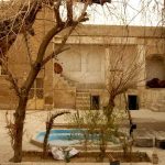 خانه‌ای قدیمی در هفت تیر که مثل یک آغوش، گرم و خواستنی است