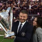 ژست عاشقانه بکام و ویکتوریا پس از فتح جام قهرمانی | عکس