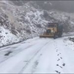 ویدئو | اجرای عملیات برف‌روبی محور سه راهی شهداء(ملندو) به نوسود در شهرستان پاوه توسط راهداران استان کرمانشاه