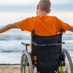 نیمکت شهری جذابی که مخصوص معلولان است