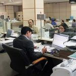 جزئیات مصوبه تغییر ساعت کاری دستگاه‌های اجرایی از اول دی / ساعات کاری دستگاه‌های اجرایی در شهر تهران از ساعت ۸ تا ۹ صبح تا ساعت ۱۴ تا ۱۵ / ساعات کاری واحد‌های استانی از ساعت ۸ صبح تا ۱۴ / واحد‌های آموزشی، بهداشتی و شعب بانک‌ها مشمول این تغییر نیست